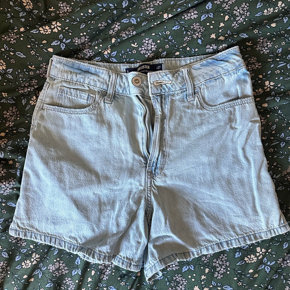 Hollister high rise 90s short